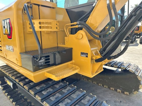 Midi excavator Caterpillar 305.5E2 Diesel 2018 305.5E2 2018 2 Crawler Excavators image 15