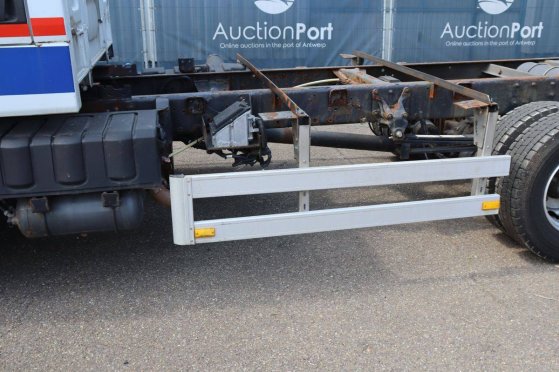 Container Transport Truck Renault Midlum 190-08 EL Diesel 191 hp 2007 701 2007 2 image 15