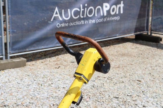 Vibratory plate Wacker Neuson DPU 4045 Diesel 2013 Neuson DPU 4045 2013 2 image 15