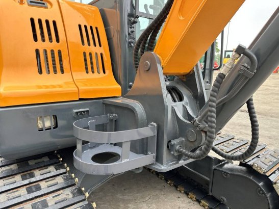 Midi excavator Hyundai R60VS Diesel 2016 R60VS 2016 2 Crawler Excavators image 15