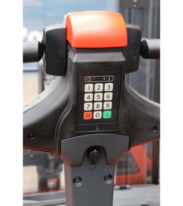 Stacker BT SWE140L Electric 1400kg 2.65m 2015 BT SWE140L 2015 2 image 15