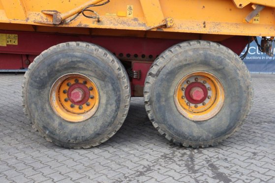 Kipper Jan Veenhuis JVZK 18000 2002 Jan Veenhuis JVZK 18000 2002 2 Dump trailers image 15