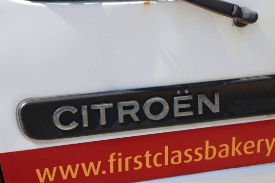 Bestelauto (bakkersauto) Citroën Berlingo Benzine 90pk 2006 Citroën Berlingo 2006 2 Small Vans image 15
