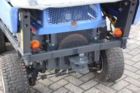 Ride-on mower Iseki SFH 240 High-discharge 4x4 Diesel 27hp 2015 Iseki SFH 240 Hooglosser 2015 2 image 15