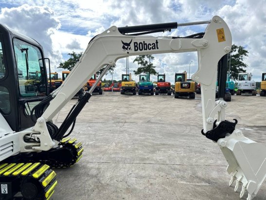 Bobcat 331 Diesel Mini Excavator 2010 331 2010 2 image 15