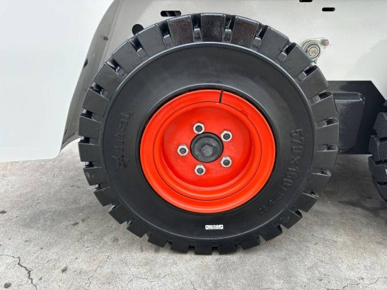 Skid steer loader Bobcat S70 Diesel 2026 S70 2026 2 Wheel Loaders image 15