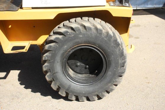 Wheel loader TCM 808 Diesel 28 HP TCM 808 2 Wheel Loaders image 15