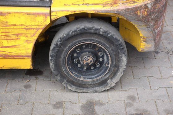 Forklift Hyundai 33L-7A LPG 2840kg 5.0m 2012 33L-7A 2012 2 Forklift image 15