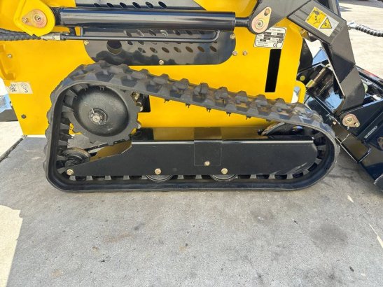 Crawler skid steer loader Delano T360 Petrol 2026 Delano T360 2026 2 image 30