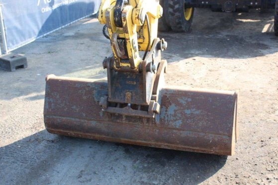 Wheel excavator Yanmar B110W Diesel 85kW 2018 B110W 2018 2 Wheeled Excavators image 15