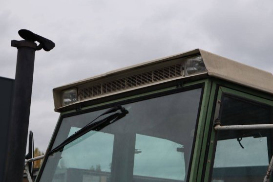 Tractor Fendt Favorit 612 LSA E Diesel 99kW 1984 Fendt Favorit 612 LSA E 1984 2 Tractor Units image 15