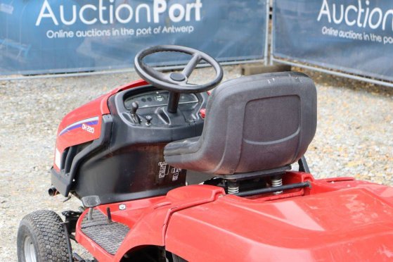 Ride-on mower Toro DH220 Petrol 2012 Toro DH220 2012 2 image 15