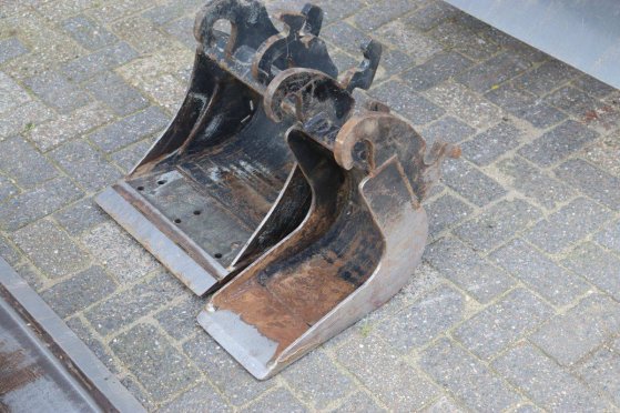 Mini excavator Takeuchi TB210R Diesel 8.8kW 2025 TB210R 2025 2 image 15