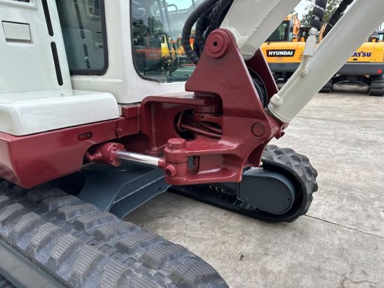 Midi excavator Takeuchi TB135 Diesel 2012 TB135 2012 2 Crawler Excavators image 15
