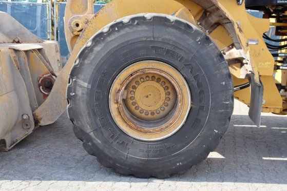 Caterpillar 966M Diesel 222kW Wheel Loader 2015 261 2015 2 Wheel Loaders image 15