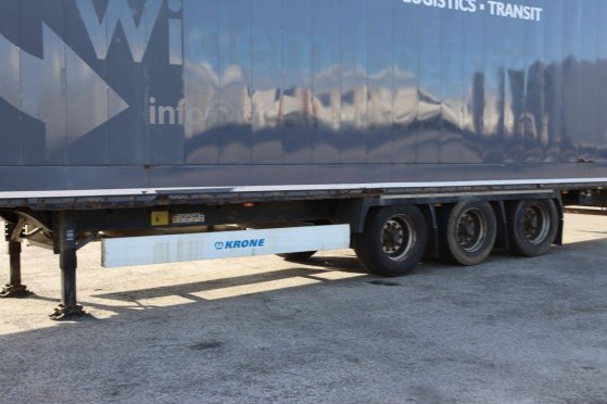 Closed Semi-Trailer Krone SD 39000kg 2012 SD 2012 2 Box semi-trailers image 15