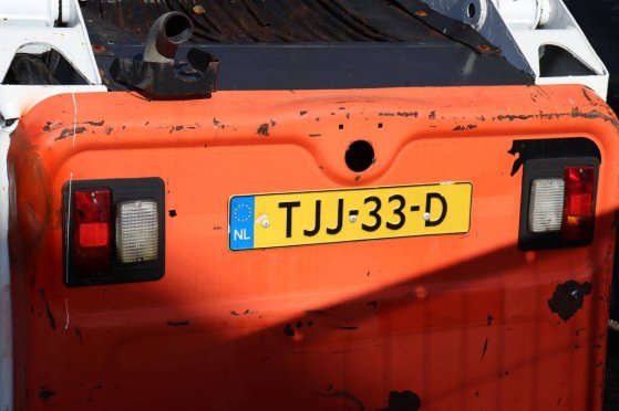 Bobcat S550 Diesel Skid Steer Loader 45.5kW 2017 with Demolition Hammer S550 2017 2 Wheel Loaders image 15