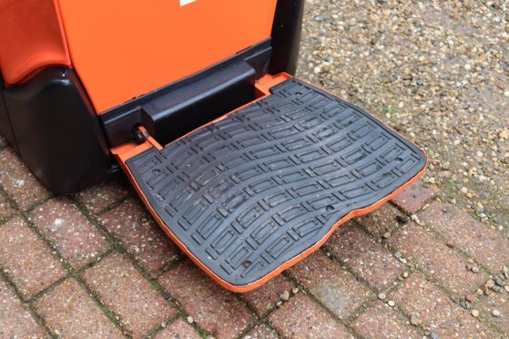Toyota SPE200DN Electric Stacker 2000kg 2.1m 2018 SPE200DN 2018 2 image 15