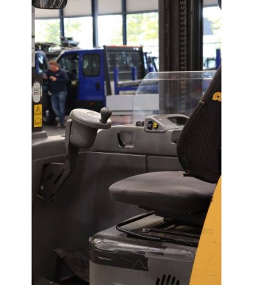 Atlet UFS250 Electric Reach Truck 2500kg 6.35m 2010 Atlet UFS250 2010 2 image 30