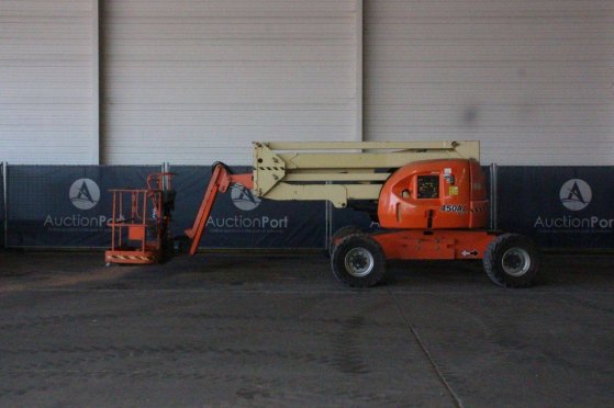 Articulated boom lift JLG 450AJ Diesel 15.7m 2015 450AJ 2015 2 image 2
