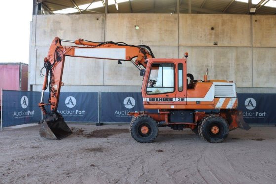 Liebherr A316 Diesel Wheeled Excavator 112 hp 1998 6665 1998 2 Wheeled Excavators image 2
