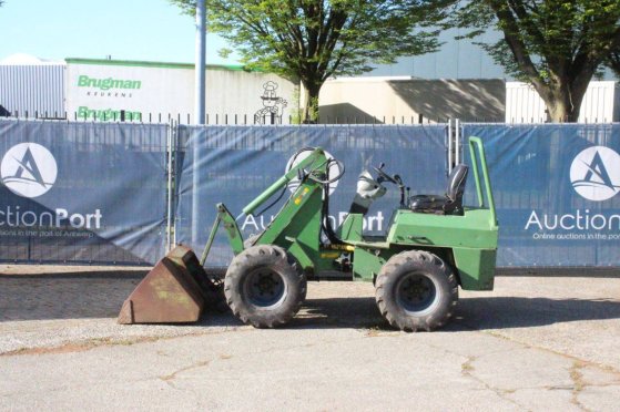 Articulated loader Striegel 190DYA Diesel 23.2kW 2005 Striegel 190DYA 2005 2 Wheel Loaders image 2