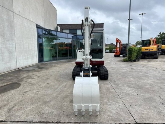 Midi excavator Takeuchi TB140C Diesel 2014 TB140C 2014 2 Crawler Excavators image 2