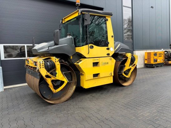 Compactor Bomag BW 174 AP-4i AM Diesel 2017 413 2017 2 image 2