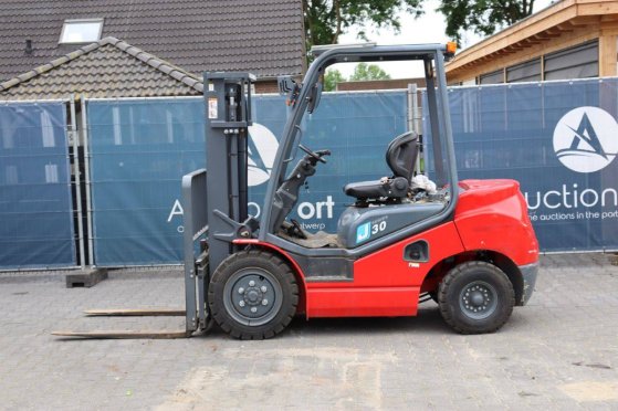 Forklift FD30 Diesel 3000kg 3m 2024 FD30 2024 2 Forklift image 2