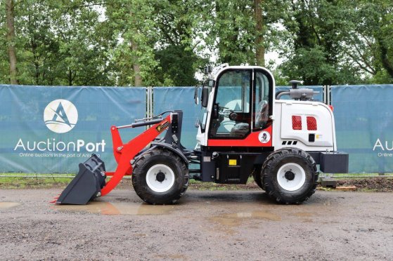 Articulated Loader CM20 Diesel 19kW 2026 New CM20 2026 1 Wheel Loaders image 2