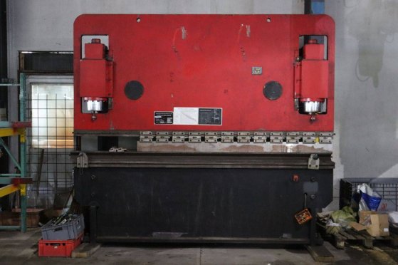 Press brake Shandong WF67Y Electric 200t 2010 Shandong WF67Y 2010 2 image 32