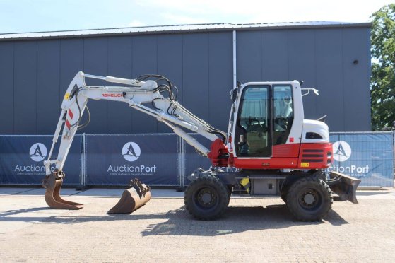 Wheel excavator Takeuchi TB295W Diesel 85kW 2021 TB295W 2021 2 Wheeled Excavators image 2