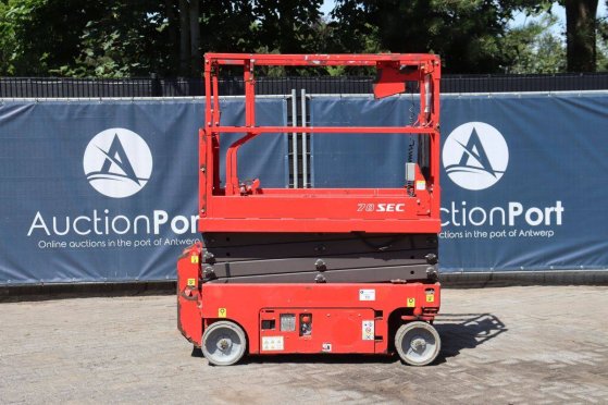 Manitou 78 SEC-2 Electric Scissor Lift 227kg 7.8m 2017 78 SEC-2 2017 2 Scissor Lifts image 2