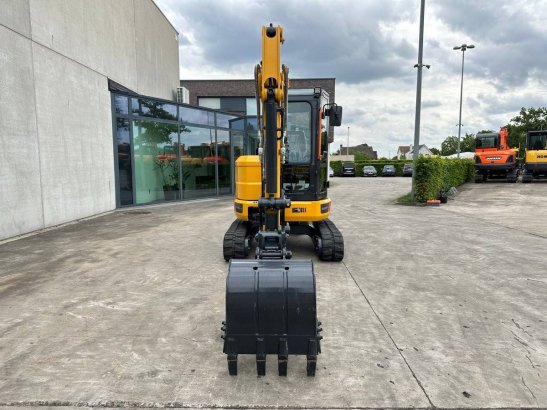 LiuGong 9035 FZTS Diesel Crawler Excavator 2026 New LIUGONG 9035 FZTS 2026 1 Crawler Excavators image 2