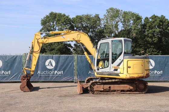 New Holland Kobelco E80BMSR-2 Crawler Excavator Diesel 42kW 2011 Kobelco E80BMSR-2 2011 2 Crawler Excavators image 2