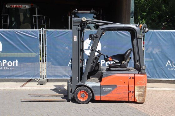 Forklift Fenwick-Linde E16 Electric 1600kg 4.6m 2021 Fenwick-Linde E16 2021 2 Forklift image 2