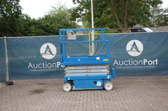 Skyjack SJ III Scissor Lift 3219 Electric 227kg 7.8m 2015 Skyjack SJ III 3219 2015 2 Scissor Lifts image 2