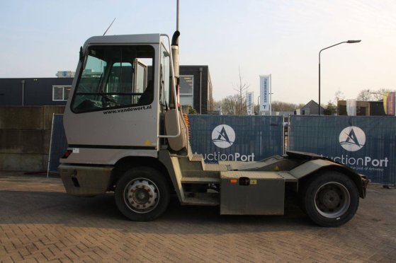 Terminal Tractor Terberg YT182 Diesel 2009 Terberg YT182 2009 2 image 2
