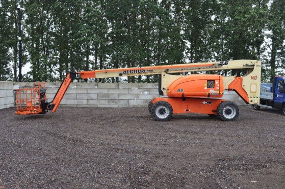 JLG 800AJ Articulated Telescopic Boom Lift Diesel 230kg 26.4m 2018 800AJ 2018 2 image 2