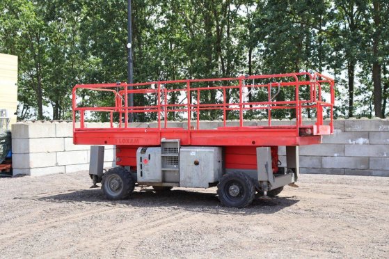 Scissor Lift Haulotte H12SXLNT Diesel 700kg 12m 2014 Haulotte H12SXLNT 2014 2 Scissor Lifts image 2