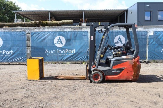 Heftruck Linde E16C Elektrisch 1600kg 2019 E16C 2019 2 Forklift image 2