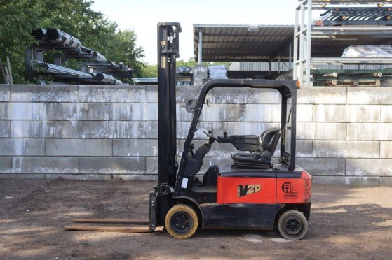 Heftruck EP Elektrisch EP 2 Forklift image 2