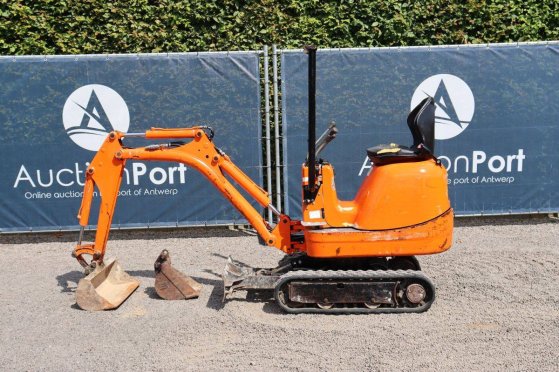 Mini excavator JCB 8008 Diesel 9kW 2011 8008 2011 2 image 2