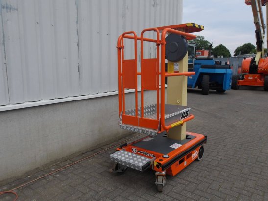 JLG Power Tower Ecolift Manual Mast Lift 4.2m 2019 Power Tower Model Ecolift 2019 2 image 2