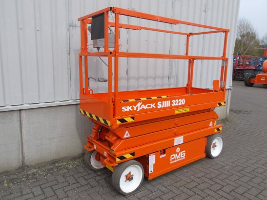 SkyJack SJ3220 Electric Scissor Lift 8.09m 2015 Skyjack SJ3220 2015 2 Scissor Lifts image 2