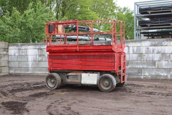 Schaarlift JLG 3369LE Elektrisch 12m 2001 3369LE 2001 2 Scissor Lifts image 2