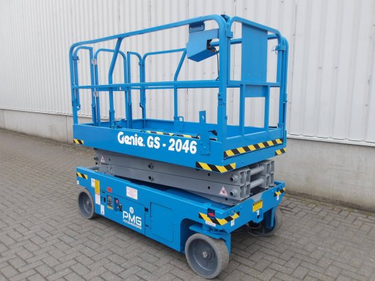 Scissor Lift Genie GS-2046 Electric 8.10m 2014 GS-2046 2014 2 Scissor Lifts image 2