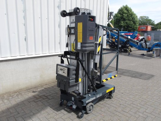 JLG 25AM Electric Mast Lift 9.67m 2018 25AM 2018 2 image 2