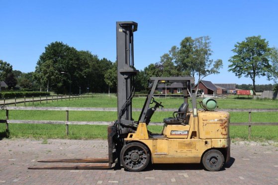 Caterpillar GC60K LPG Forklift 6000kg 2000 Onbekend 2 Forklift image 2