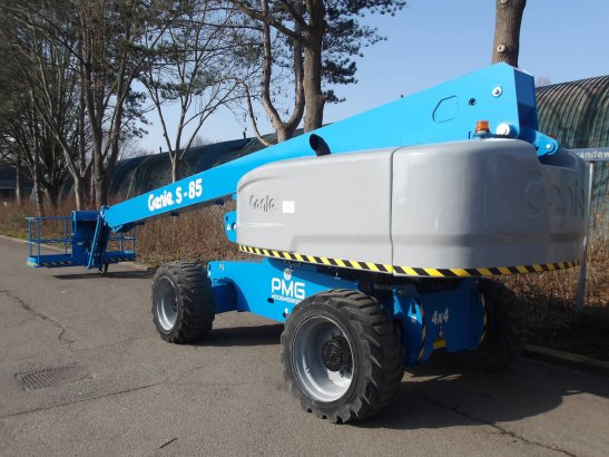 Telescopic boom lift Genie S-85 Diesel 27.91m 2012 S-85 2012 2 image 2